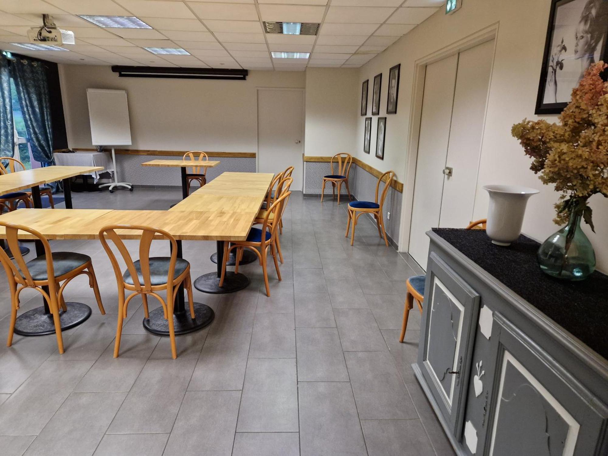 Kyriad Direct Limoges Nord Экстерьер фото